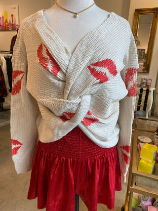 Lips Twist sweater